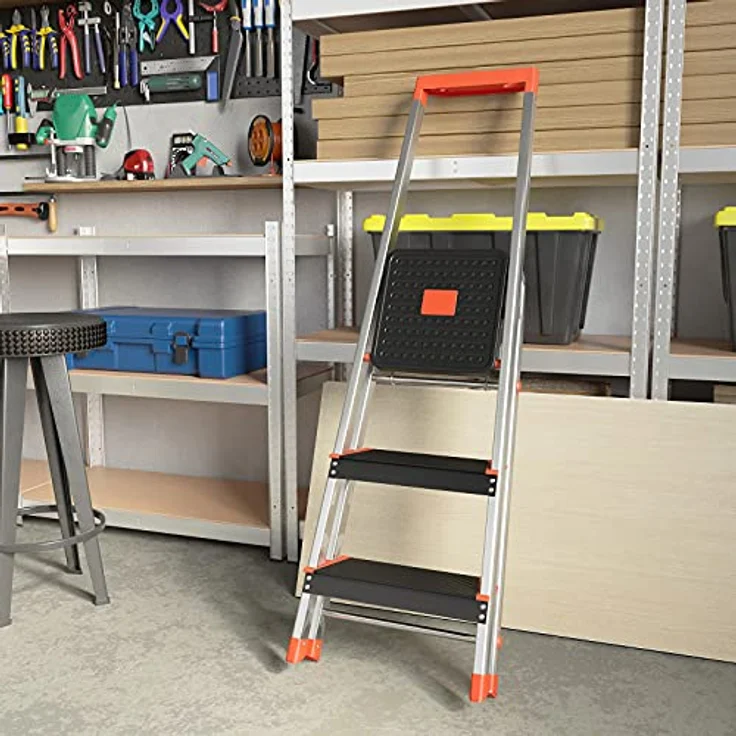 SONGMICS Leiter mit 3 Stufen, Aluleiter, 12 cm breite Stufen mit Riffelung, Anti-Rutsch-Füße, mit Handlauf, Werkzeugschale, bis 150 kg belastbar, schwarz-orange – Bild 5