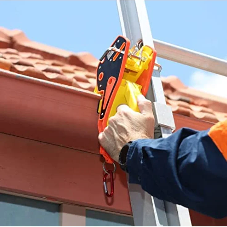 Lock Jaw Ladder Grip - Ladder Safety Clip - Feel secure on your ladders and climb safer by Ladder Grip – Bild 2