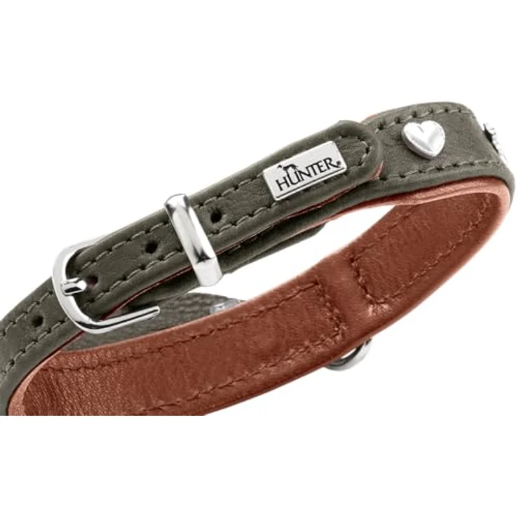 HUNTER Hundehalsband MÜNCHEN Mini, grün/Cognac, für kleine Hunde und Welpen, Leder, edle Trachten-Details, fellschonend, luxuriös, Made in Germany, Größe: 27 – Bild 5