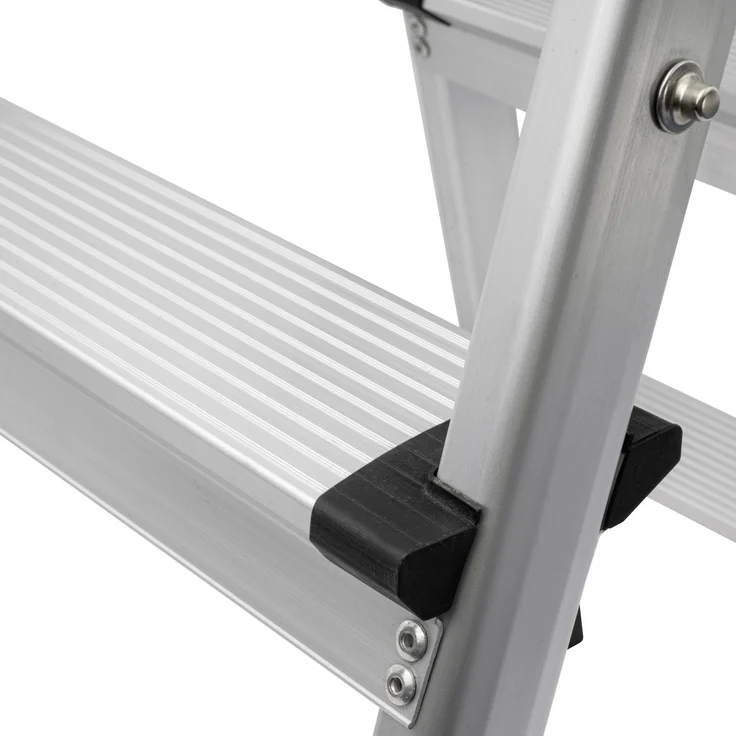 Güde Aluminium Trittleiter GAT 3S, Klappbare Stehleiter mit rutschfesten Stufen, max. Belastung 150 kg, 3 Sprossen, Maße zusammengeklappt 61 x 44 x 63 cm