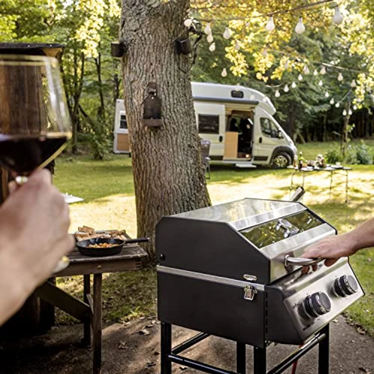 Grillfürst Camping Gasgrill G201E - 2-Brenner Edelstahl Balkon Gasgrill mit Sichtscheibe, Kleiner Outdoor Tisch-Gasgrill, doppelwandiger Gas Griller mit Druckregler – Bild 3