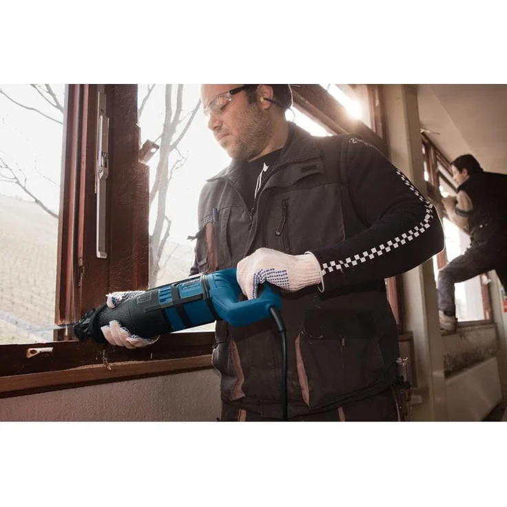 Bosch Professional Professional GSA 1300 PCE Säbelsäge, 1.300 Watt, max. Schnitttiefe: 230 mm, mit SDS und Constant Electronic, 2 Sägeblätter (Holz-Metall), im Koffer – Bild 7