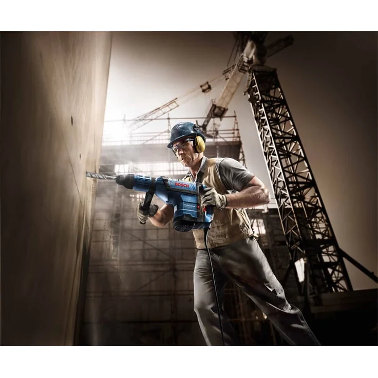 Bosch Professional Bohrhammer GBH 8-45 DV (1.500 Watt, Bohr-Ø in Beton mit Hammerbohrern: 12-45 mm, Schlagenergie max.: 12,5 J, SDS-max., inkl. Fetttube, Zusatzhandgriff, Koffer) – Bild 5