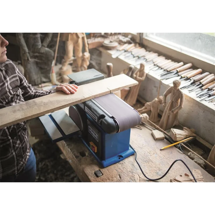 Scheppach Band -& Tellerschleifer BTS800 Bandschleifer | 370W Leistung | Bandlänge 715mm - Breite 100mm | SchleiftellerØ 150mm | 90°-45° verstellbarer Auflagetisch | Geschwindigkeit 7,5m/s | Absaugstutzen Ø 63mm – Bild 6