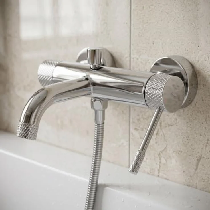 wohnwerk.idee Wannenarmatur Badewanne Armatur Wasserhahn Dusche inkl. Handbrause, Gold Matt, Chrom, Kupfer Matt - Moderne Duschinstallation mit Keramikkartusche und integriertem Perlator – Bild 3