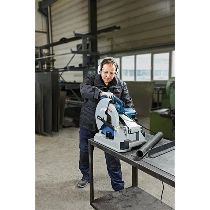 Bosch Professional Metalltrennsäge GCD 12 JL (1.500 min-1 Leerlaufdrehzahl, 20,0 kg Gewicht, inkl. Kreissägeblatt für Stahl, im Karton) – Bild 4