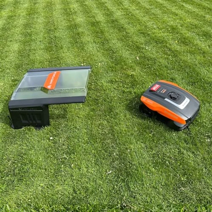 Yardforce Mowbest 805 Rasenmähroboter, automatischer Mäher für bis zu 250 m², orange-schwarz mit Mähroboter-Garage AR SH02-EU – Bild 3
