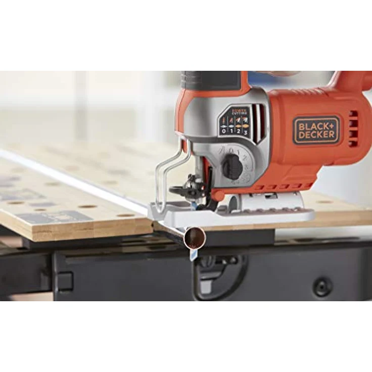 Black & Decker Elektronik-Pendelhub-Stichsäge (650W, 3 Pendelhubstufen, variable Hubzahl, Aluminium-Druckguss-Sägeschuh, Staubabsaugvorrichtung, für gerade-, Kurven- und Gehrungsschnitte) – Bild 8