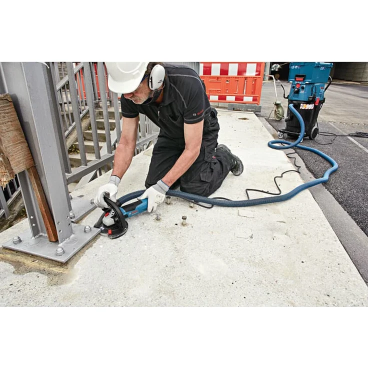 Bosch Professional Betonschleifer GBR 15 CAG (1.500 W Nennaufnahmeleistung, 9.300 min-1 Leerlaufdrehzahl, inkl. Diamanttopfscheibe 125 mm, 3 x Ersatzbürstenkranz, in L-Boxx) – Bild 9