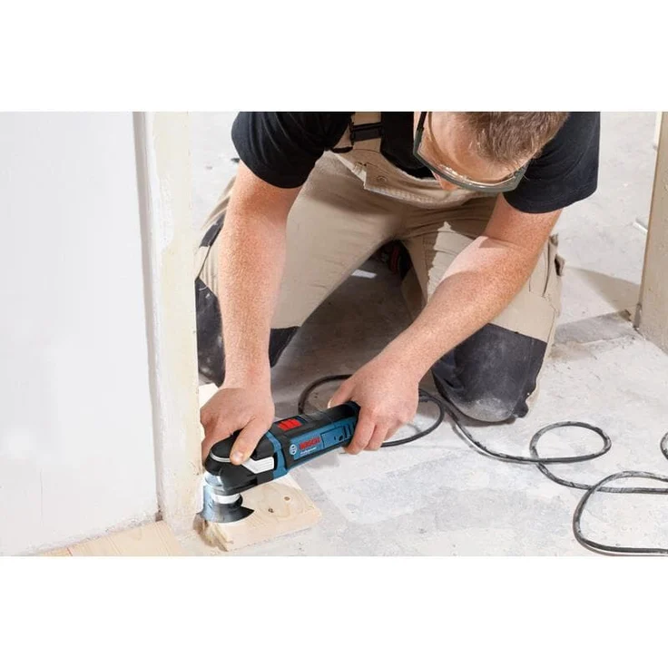 Bosch Professional Multi-Tool GOP 40-30 inkl. 9xStarlock BIM Tauchsägeblätter, Starlock Carbid-RIFF Schleifplatte, Starlock Deltaschleifplatte, 5xSchleifblätter, in L-Boxx 136 – Bild 6