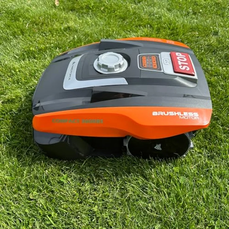 Yardforce Rasenmähroboter Compact 300RBS, für Rasenflächen bis 300 m², 5-stufige Schnitthöhenverstellung, Bluetooth-Steuerung, mulcht und schützt in Mähroboter-Garage orange-schwarz – Bild 6