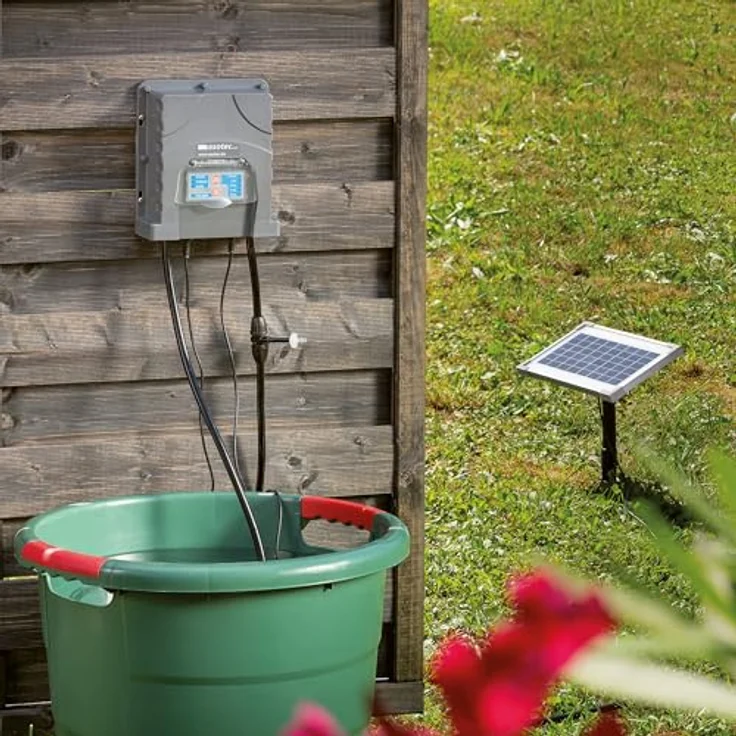 Esotec Solar Bewässerungssystem WaterDrops, 50 regulierbare Tropfer für wassersparende Pflanzenbewässerung, inkl. NiMh Akku und Solarmodul – Bild 2