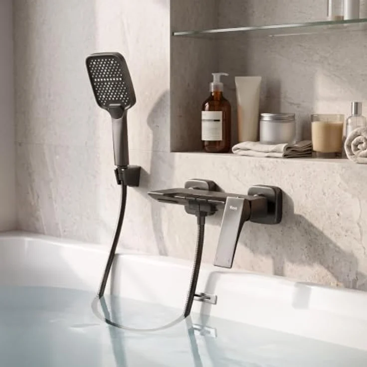 wohnwerk.idee Wannenarmatur Joe PREMIUM, Wasserfallauslauf zur Wandmontage, PVD-Beschichtung – Bild 3
