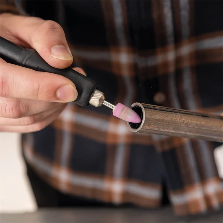 Scheppach Schleifmaschine HG35 Doppelschleifer | mit flexibler Welle und 103-tlg. Zubehörset | Ø75mm x 20mm Schleifscheibe (K120) & Polierscheibe (K400) | Werkstückauflage & Funkenschutz – Bild 5