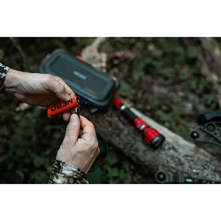 NEBO Illumatrace Blood Tracker Torch, Wiederaufladbare Präzisions-Blutspurleuchte mit 2 Lichtmodi und 80-89 Meter Reichweite, wasserdicht und stoßfest – Bild 4