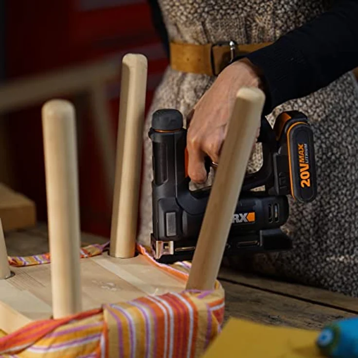 Worx Akku-Tacker WX843, kabelloses Klammergerät für Nägel und Kronenklammern, ergonomischer Griff, bis zu 3.000 Schüsse pro Ladung – Bild 4