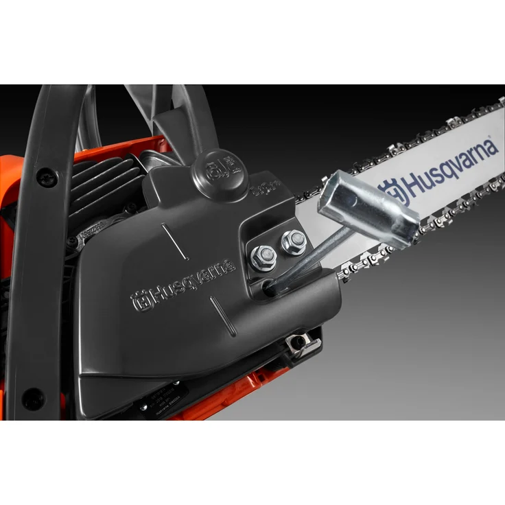 Husqvarna 135 Mark II Benzin-Kettensäge 1600 Watt mit Kettenbremse und X-TORQ – Bild 2