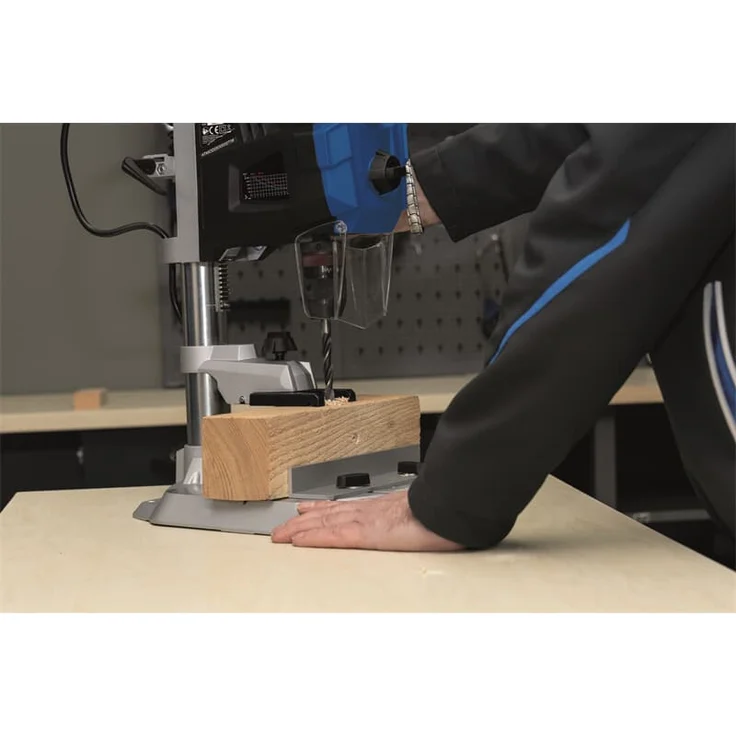 Scheppach Tischbohrmaschine DP60, Digitaldisplay, LED-Licht & Laser, Bohrfutter 1,5–13mm, 710 W, 2-Gang Bohrmaschine mit variabler Drehzahl: 170–880/490–2600 min-1 – Bild 4