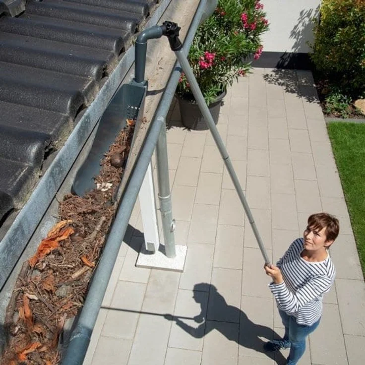 Wenko Dachrinnenschaufel Maxi, Dachrinnenreiniger mit Teleskopstiel, Reinigen ohne Leiter - Preisvergleich – Bild 1