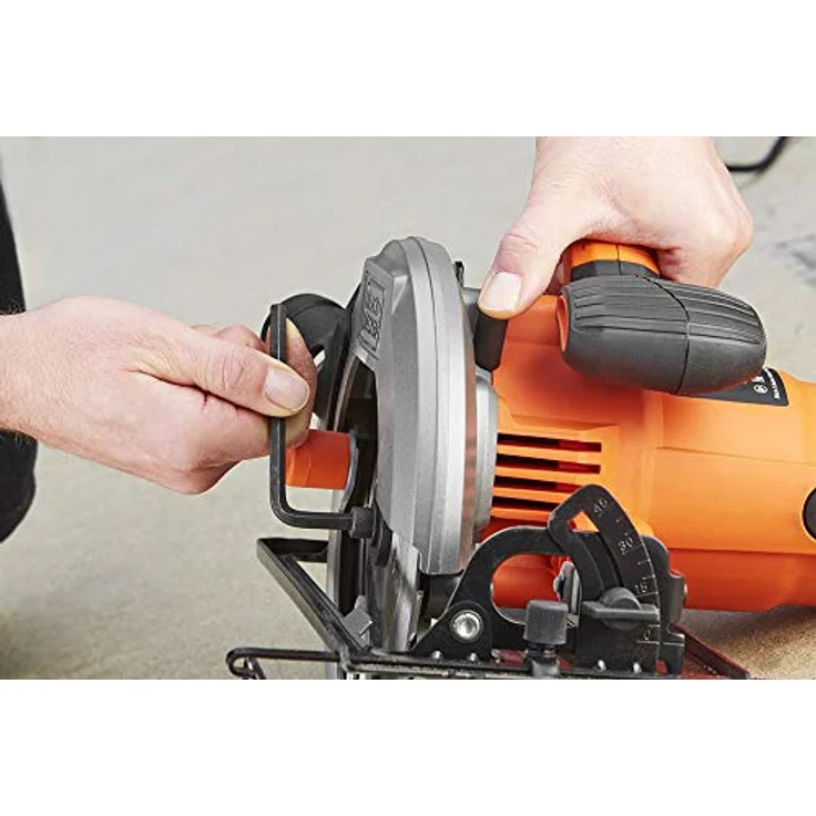 Black+Decker Handkreissäge (1500W, Schnitttiefe 66mm-50mm (90°-45°) Sägeblatt mit Parallelanschlag, Durchmesser 190 mm, Schnellspannhebel, Anschluss für Staubabsaugung) CS1550 – Bild 5