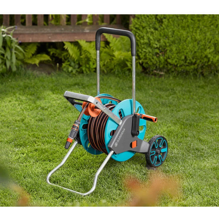 GARDENA Schlauchwagen CleverRoll M Easy Set bis zu 60 m Schlauchkapazität, inklusive 20 m Schlauch 13 mm (18517-20) besonders standfest, mit komfortabler Schlauchführung in robustem Metallrahmen, Nachtropfstopp – Bild 4