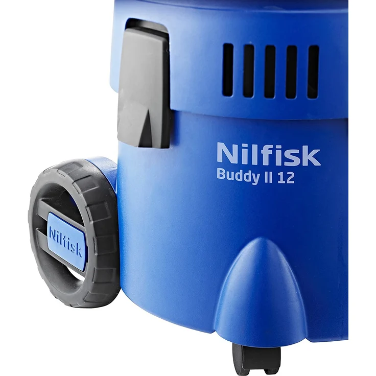 Nilfisk Buddy II 12 Nass-Trockensauger, für die Reinigung im Innen- & Außenbereich, 12 Liter Fassungsvermögen, 1200 W Eingangsleistung (blau) beutellos 12 Liter – Bild 5