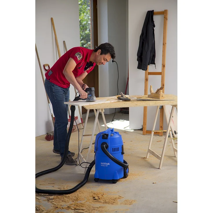 Nilfisk Multi II 18 T Nass--Trockensauger, für die Reinigung im Innen- & Außenbereich, 18 Liter Fassungsvermögen, 1200 W Eingangsleistung (blau) Beutel 18 Liter – Bild 5