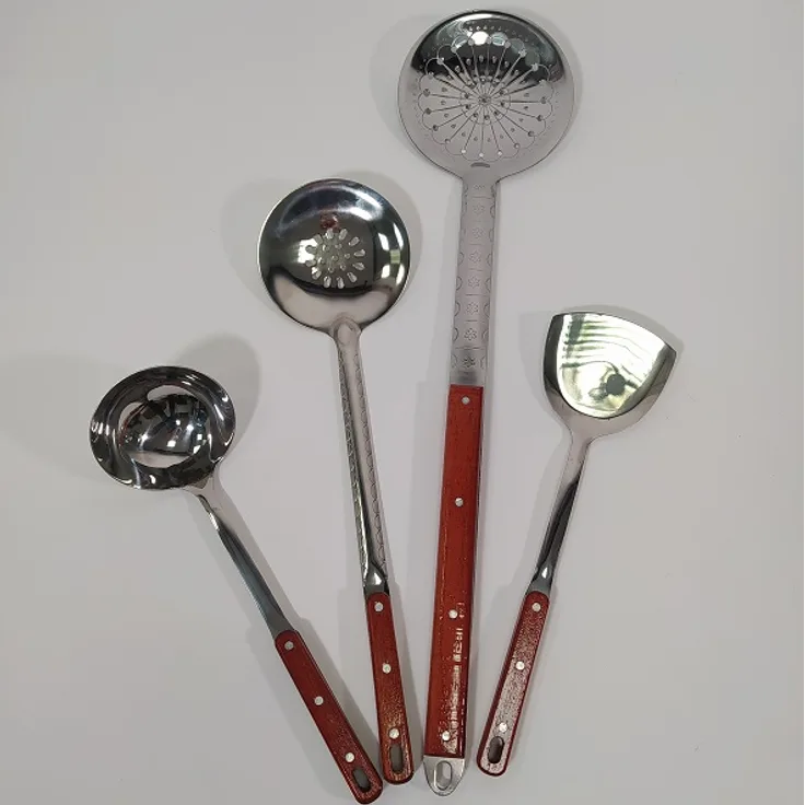 Schöpfkellen Set 4 tlg. Olymp mit Holzgriff Edelstahl Kasan Utschak Plow