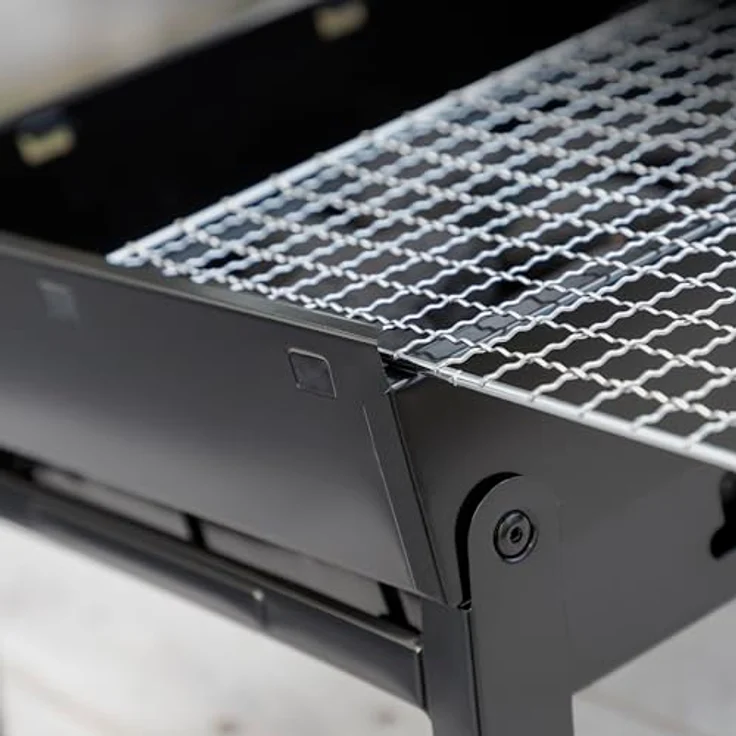 Klappbarer tragbarer Grill für die Verwendung mit Holzkohle BearBQ InnovaGoods – Bild 8