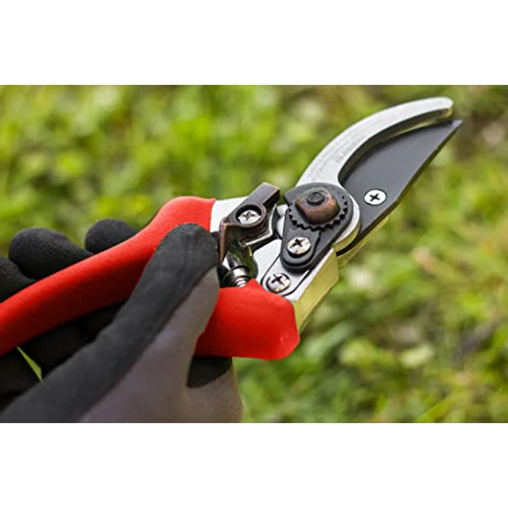 Meister Gartenschere mit Bypass-Klinge - Antihaft-Beschichtung - Geeignet für weiches Gehölz und Frischholz - Für präzise Schnitte - Rosenschere - Rebschere - Floristenschere - Bypass-Schere - 9719000 Rechtshänder mittelgroß – Bild 5