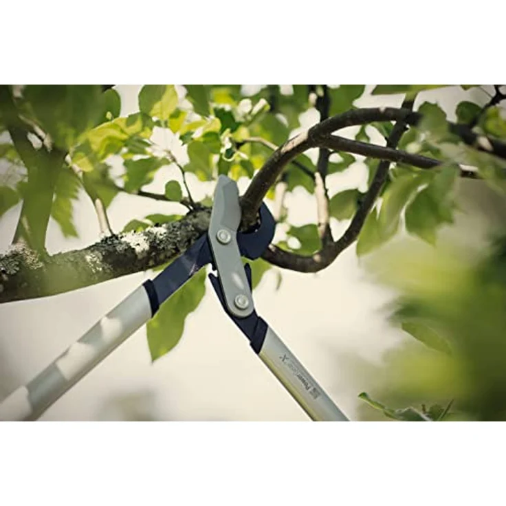 Fiskars PowerGear X Bypass-Getriebeastschere für frisches Holz, Antihaftbeschichtet, Gehärteter Präzisionsstahl, Länge 64 cm, Schwarz-Orange, LX94-M, 1020187 – Bild 17