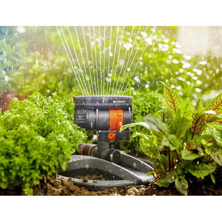 GARDENA Viereckregner AquaZoom compact -  Regner zur Bewässerung von Nutzflächen von 9-216 m², Reichweite 3-18 m, Sprengweite 3-12 m, integrierter Innenfilter 18708-32 – Bild 3