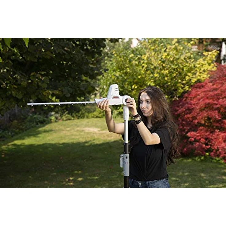 IKRA Akku Teleskop Heckenschere ICPH 2040, mit 2 Akkus 20V (2,0 & 2,5 Ah), Schnelllader, Gurt und 40 cm Schnittlänge – Bild 4