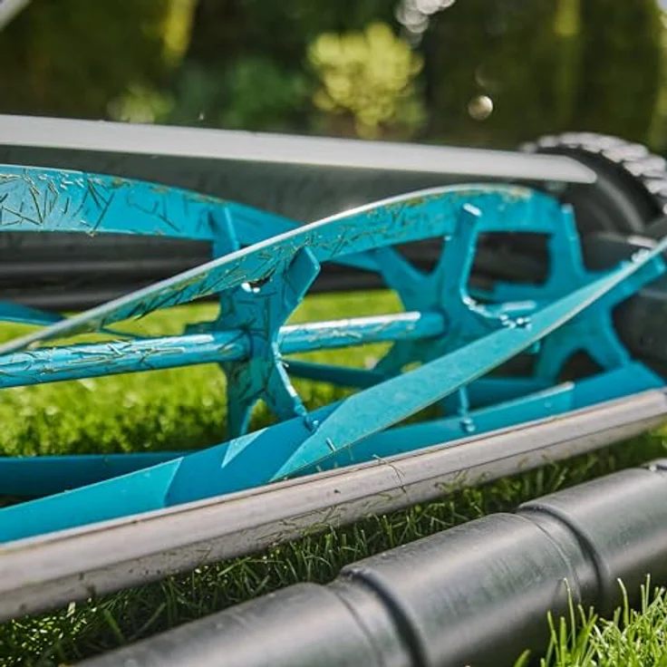 Gardena Spindelmäher Comfort 330, Manuell, für Rasenflächen bis 150 m², präziser Schnitt mit 5 Messern, einstellbare Schnitthöhe – Bild 5