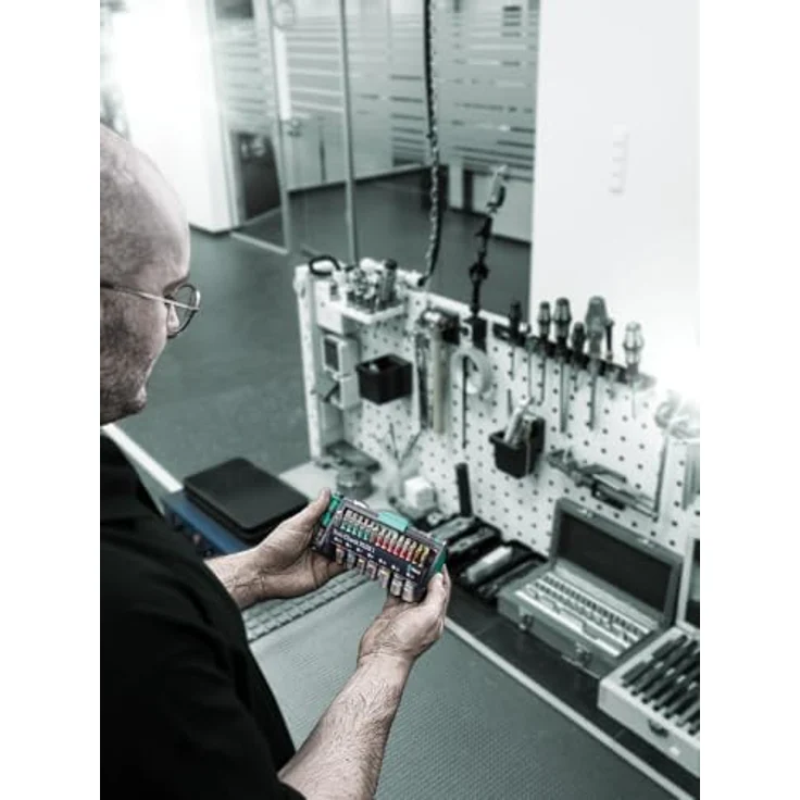 Wera Tool-Check PLUS 1 05049055001, 39-teiliges Bit-Set mit Schlitz, Kreuzschlitz Phillips, Kreuzschlitz Pozidriv, kompakt und ergonomisch mit 1/4" Bit-Ratsche und BiTorsion-Zone – Bild 3