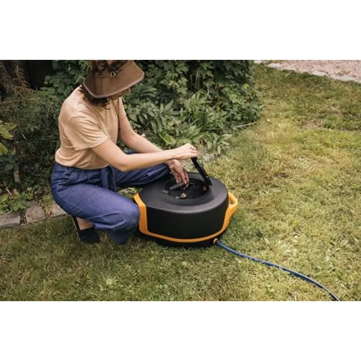 Fiskars X-series Automatische Schlauchtrommel XL, 25 m Schlauchlänge, 360°-Drehung, leicht manövrierbar, inkl. Zubehör – Bild 10