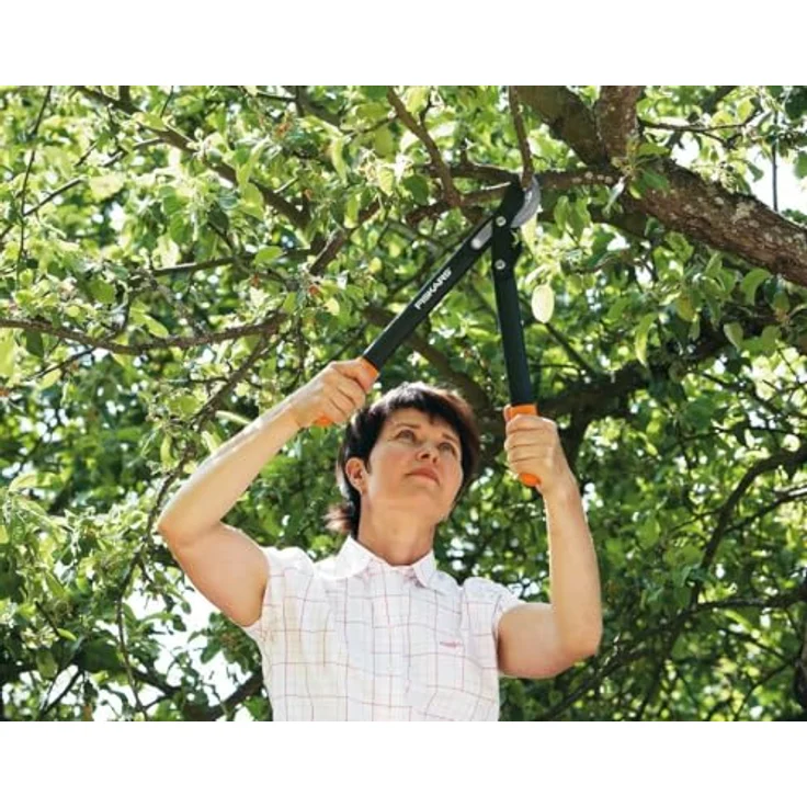 Fiskars PowerGear II Bypass-Getriebeastschere für frisches Holz, Antihaftbeschichtet, Gehärteter Präzisionsstahl, Länge 46 cm, Schwarz-Orange, L72, 1001555 – Bild 2