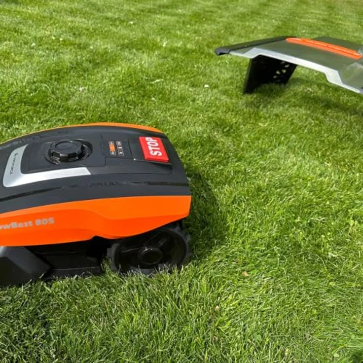 Yardforce Mowbest 805 Rasenmähroboter, automatischer Mäher für bis zu 250 m², orange-schwarz mit Mähroboter-Garage AR SH02-EU – Bild 6