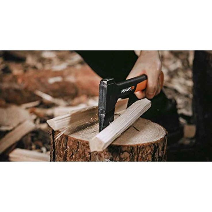 Fiskars Set Universalaxt X7-XS, Mit Axt- und Messerschärfer, Länge: 35,5 cm, Schwarz-Orange, 1020183 (Limitierte Auflage) – Bild 9