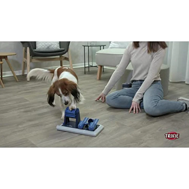 TRIXIE Hundespielzeug Intelligenz Dog Activity Strategiespiel „Poker Box Vario 2“ – Anspruchsvolles Intelligenzspielzeug für Hunde zur Beschäftigung, 32x17cm – 32003 – Bild 4