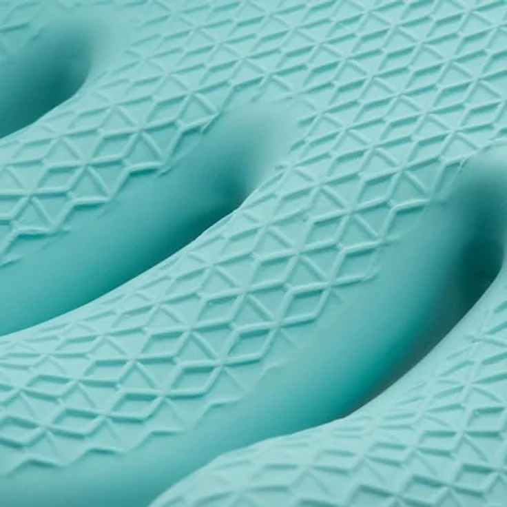 Spontex Zarte Hände, pflegende Haushaltshandschuhe mit sanftem Mandelöl, aus Naturkautschuklatex - Größe M, 1 Paar – Bild 5