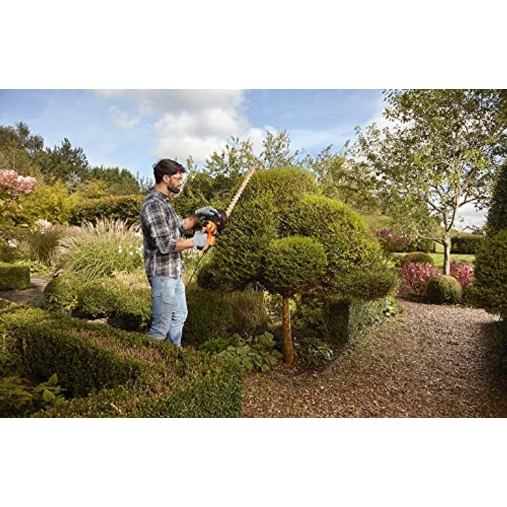 Black+Decker Elektro-Heckenschere (550W, 60 cm Schwertlänge, 25 mm Schnittstärke, Bügel-Zweithandgriff und transparentem Handschutz, für große Hecken) – Bild 6