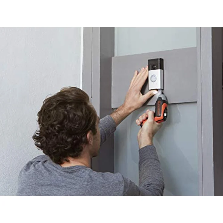 Black+Decker Akku-Schrauber (3.6 Volt, 5.5 Nm, mit LED-Licht, handlicher Schrauber für kleinere Schraubarbeiten, in Aufbewahrungsbox, inkl. USB-Schnell-Ladegerät und 10 Schrauberbits 25mm) BCF611CK – Bild 6