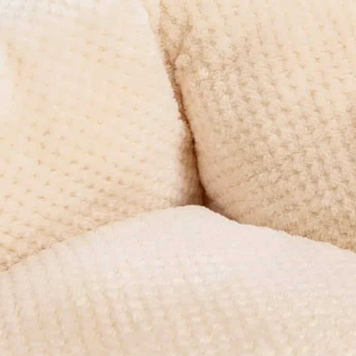 Canadian Cat Company Tierbett Katzenbett Cloey, beige, gemütliches Katzenkörbchen für kleine und große Katzen, samtweicher Waffelpiqué-Stoff, erhöhte Seitenwände, Anti-Rutsch-Unterseite, 50 x 50 x 15 cm – Bild 6