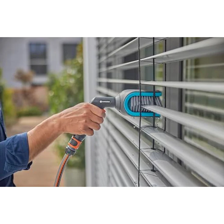 Gardena Cleansystem Jalousienbürste, vielseitiger Reiniger für C- und Z-Lamellen bis 8 cm Breite, UV- und frostbeständig – Bild 3