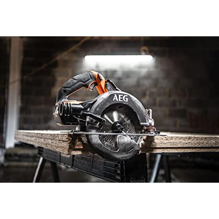 AEG 18 V PRO18V Brushless Akku-Handkreissäge BKS18BL2-0 (Sägeblatt-Ø 190 mm, Schnitttiefe 90°/45° 68/47,5 mm, werkzeuglose Einstellung, inkl. Sägeblatt,Parallelanschlag,o, Akku & Ladegerät im Karton) – Bild 5