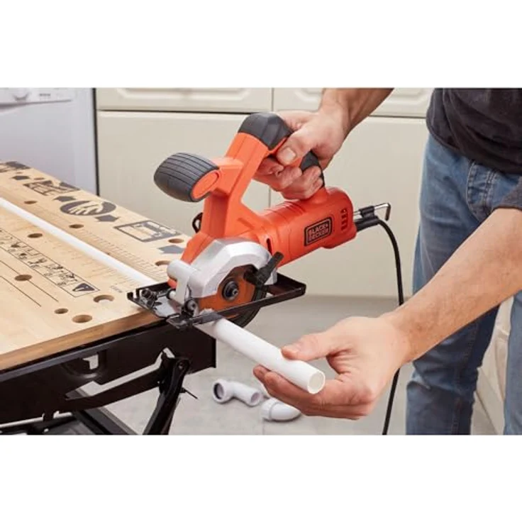 Black+Decker BES510-QS Kompakt-Handkreissäge (400 Watt, mit Zweithandgriff, werkzeuglose Schnitttiefenverstellung, Staubabsaugvorrichtung, inkl Grob und 1x Feinsägeblatt) – Bild 4