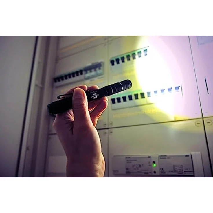 Brennenstuhl Akku Taschenlampe LED LuxPremium TL 210 AF/Handlampe mit heller Osram-LED (200lm, bis zu 13h Leuchtdauer, 55m Leuchtweite, fremdkörper- und spritzwassergeschützt IP44) – Bild 4