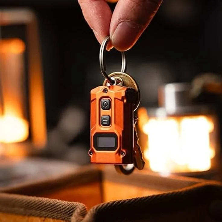 Nitecore Tini 3, kompakte Taschenlampe mit 600 Lumen, OLED-Display und USB-C, orange – Bild 2