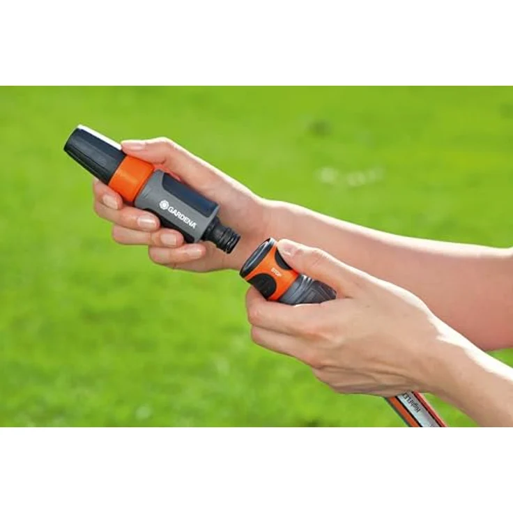 GARDENA Spritz-Satz für 13 mm (1-2 Zoll)- und 15 mm (5-8 Zoll)-Schläuche: Reinigungsspritzen-Set mit Aquastop für einen schnellen Anschlusswechsel (18288-20) – Bild 4